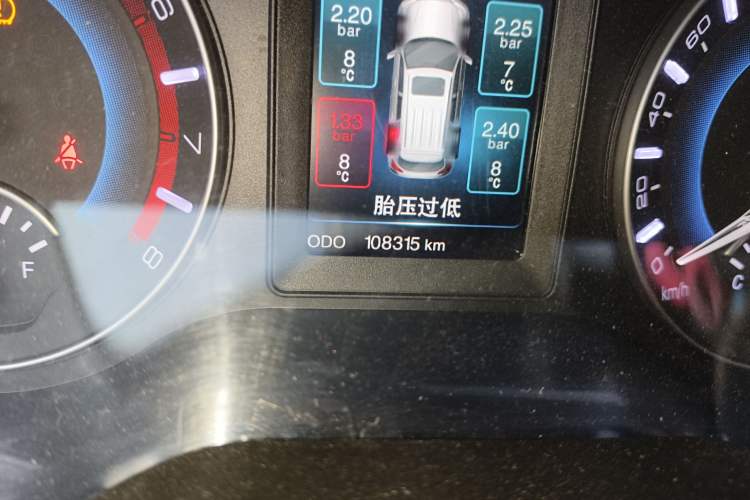 Used Haval H2 2017 Red-Label 1.5T Manual Two-Wheel Drive Luxury Model