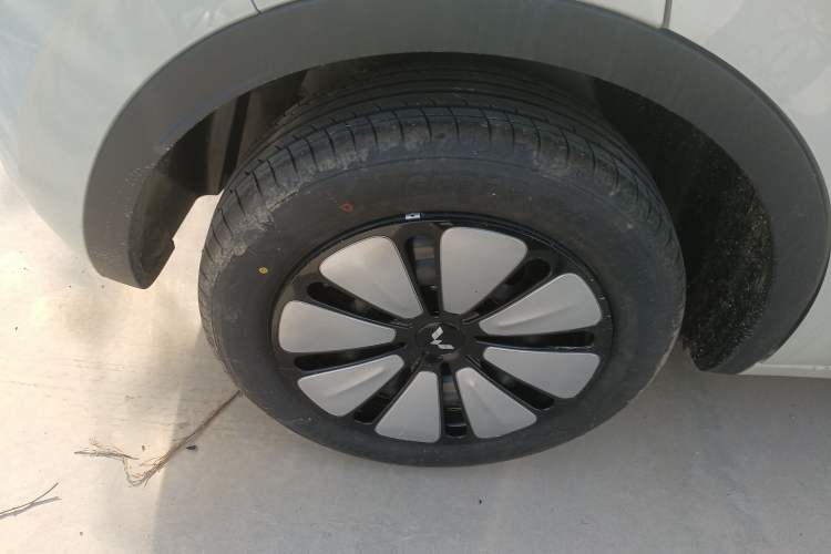 Used Wuling Bingo 2025 333 km Enjoyment Version Right Rear Wheel Hub