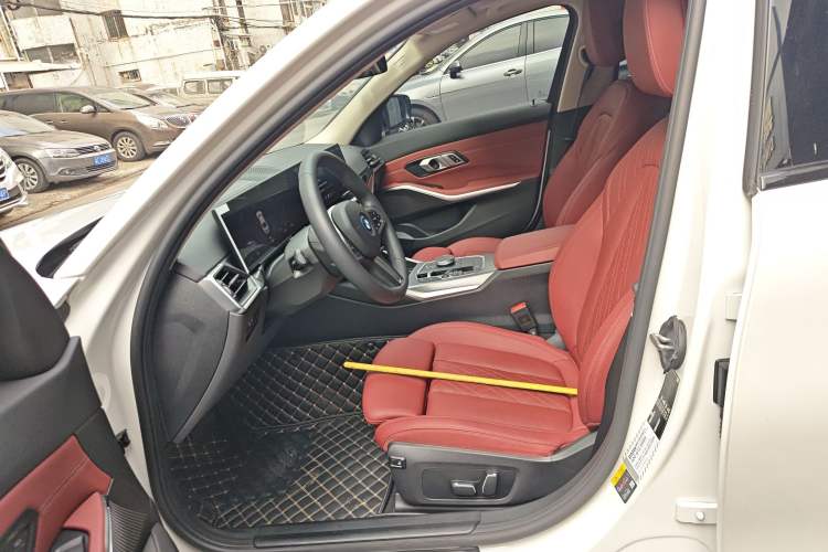 Used BMW i3 2024 eDrive 40 L Midnight Edition