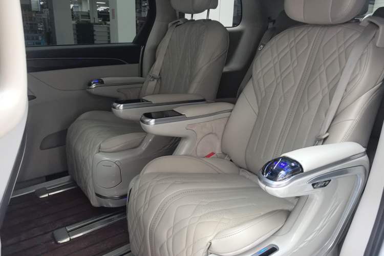 Used Buick GL8 2021 ES Landtrek 653T Comfort Edition