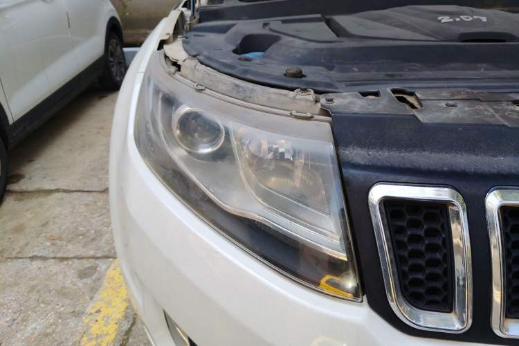 Used Land X7 2015 2.0T Panoramic Prestige Edition
