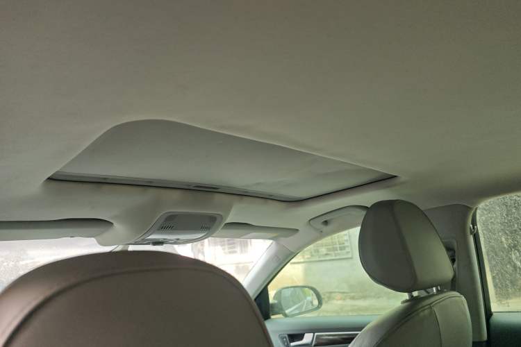 Used Audi A4L 2015 35 TFSI Automatic Comfort Model Headliner