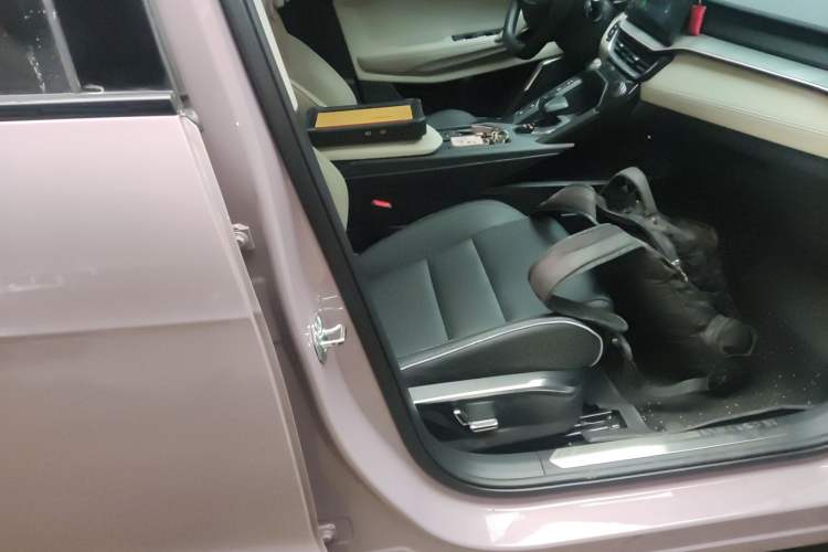 Used Lynk & Co 06 2023 Remix 1.5T Shero