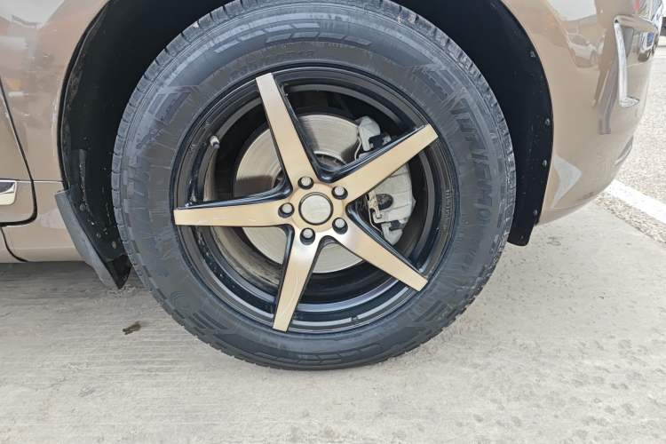 Used Volvo XC60 2014 T5 Zhiyi Edition Right Front Wheel Hub