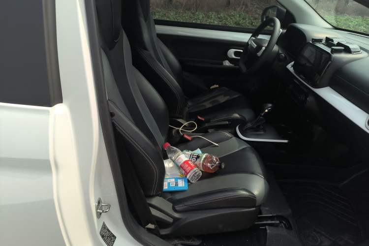 Used Roewe Clever 2022 311km QiQi BoBo Edition