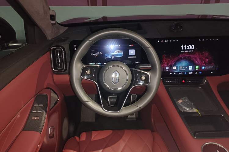 Used Hima AITO M8 2025 Extended-Range Ultra Version 53.4 kWh 5-Seater Edition Steering Wheel