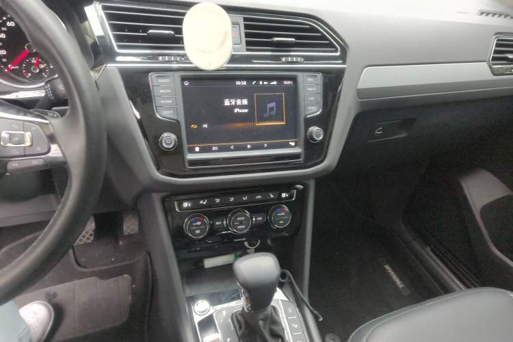 Used Volkswagen Tiguan L 2017 330TSI Automatic Two-Wheel Drive Flagship Edition