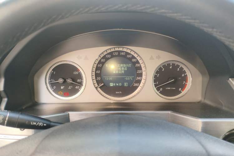 Used Mercedes-Benz GLK-Class 2011 GLK 300 4MATIC Fashion Model