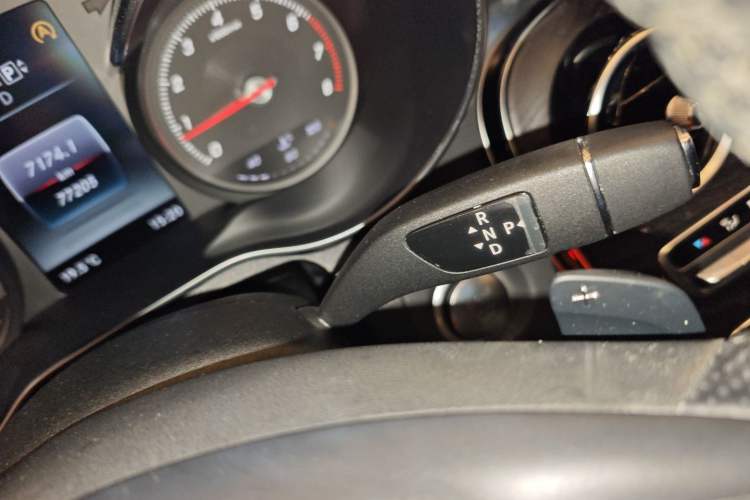 Used Mercedes-Benz C-Class 2015 C 200 L Sport Edition
