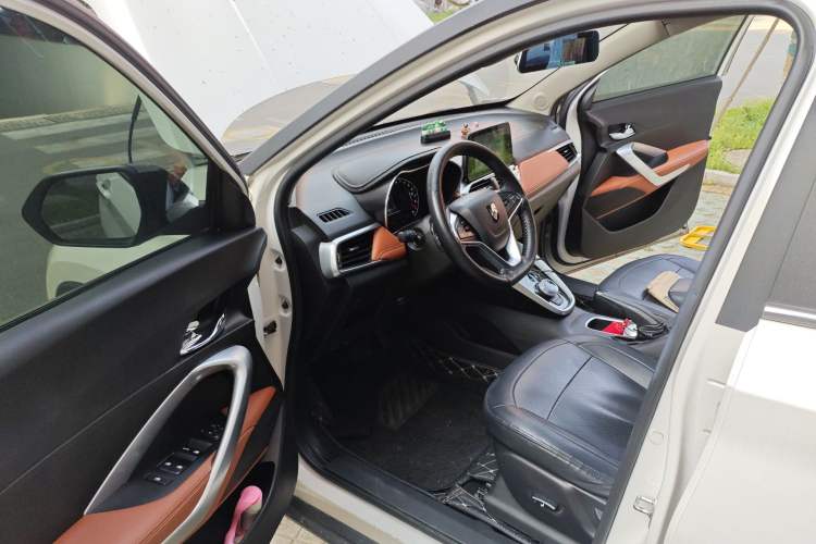 Used Baojun 510 2019 1.5L Automatic Premium Version National V
