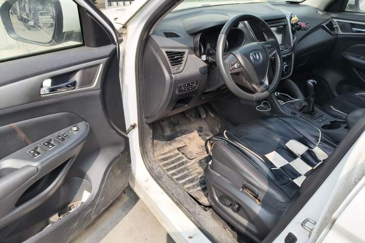 Used Changan CS75 2014 2.0L Manual Leading Version China IV Standard