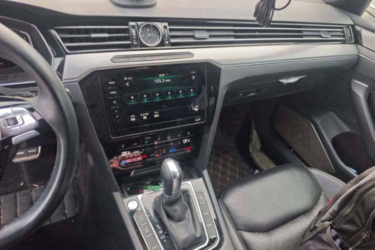 Used Volkswagen FAW-Volkswagen CC 2020 330TSI Glamour Edition China VI Standard Audio And AC Panel