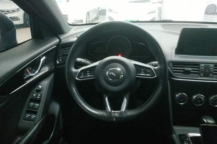 Used Mazda CX-4 2021 2.0L Automatic Two-Wheel Drive Blue Sky Dynamic Edition
