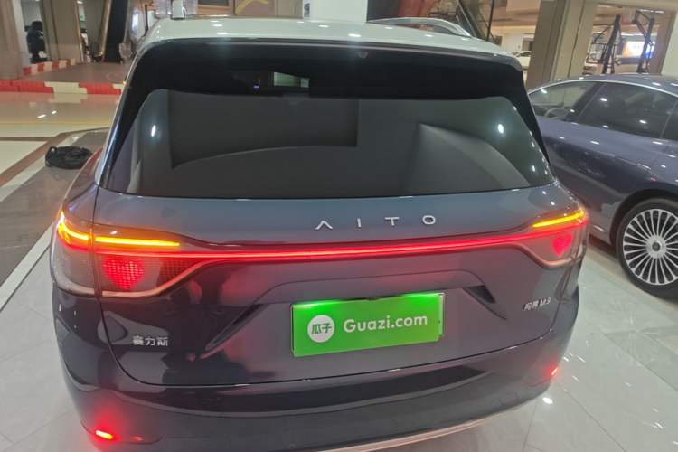 Used Hima AITO M9 2024 Range-Extended Ultra Version 42 kWh 6-Seater Model
