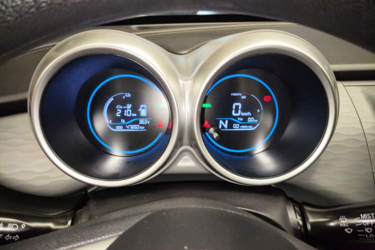 Used ORA Black Cat 2022 Updated Version 301 km Cute Pet Edition Lithium Iron Phosphate
