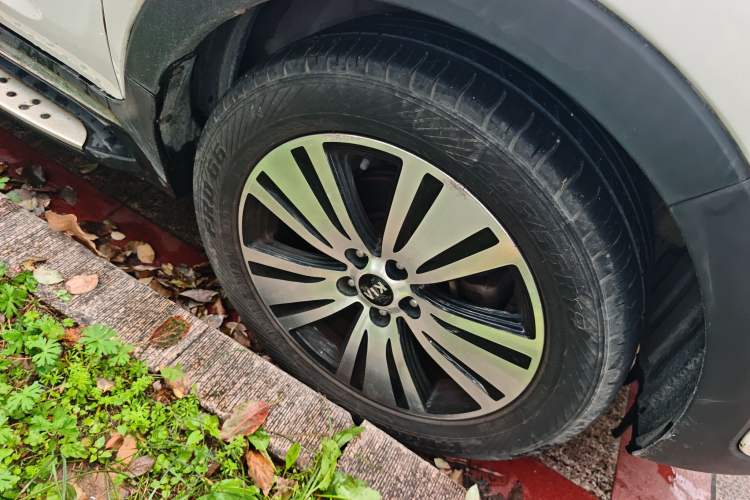 Used Kia Sportage R 2015 2.0L Automatic Two-Wheel Drive DLX Model