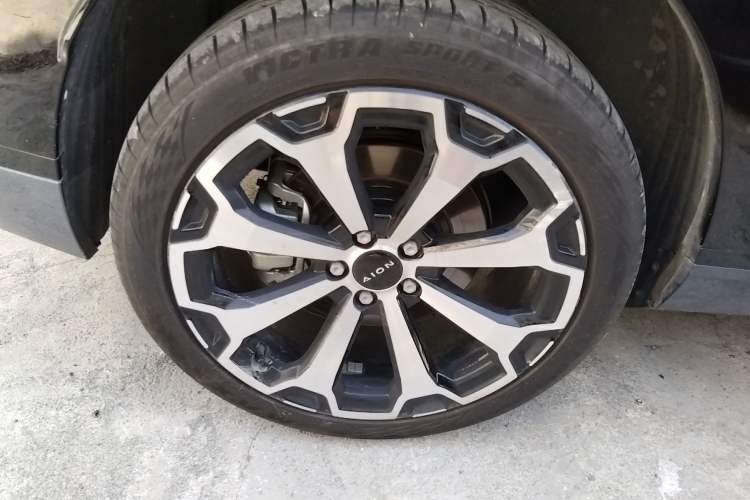 Used AION V 2024 Aion Tyrannosaurus 650 Smart Luxury Edition
