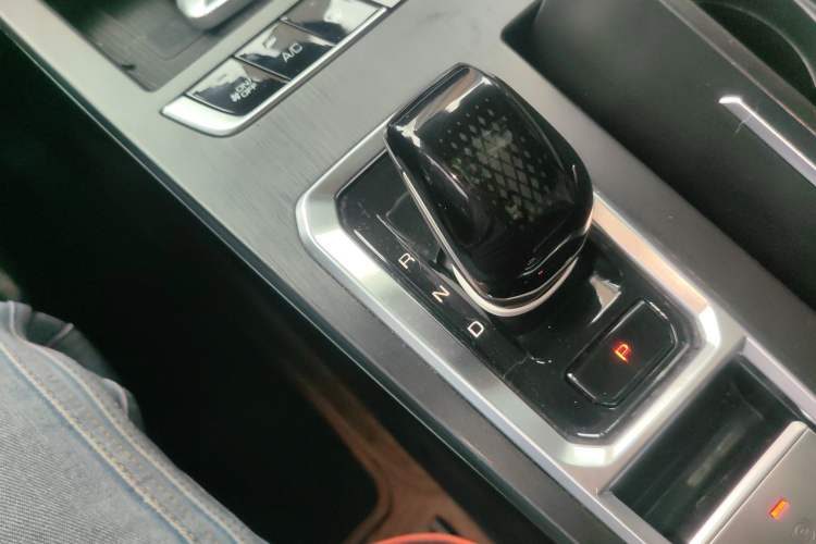 Used Wey Macchiato 2021 1.5L DHT Custom Edition Gear Lever