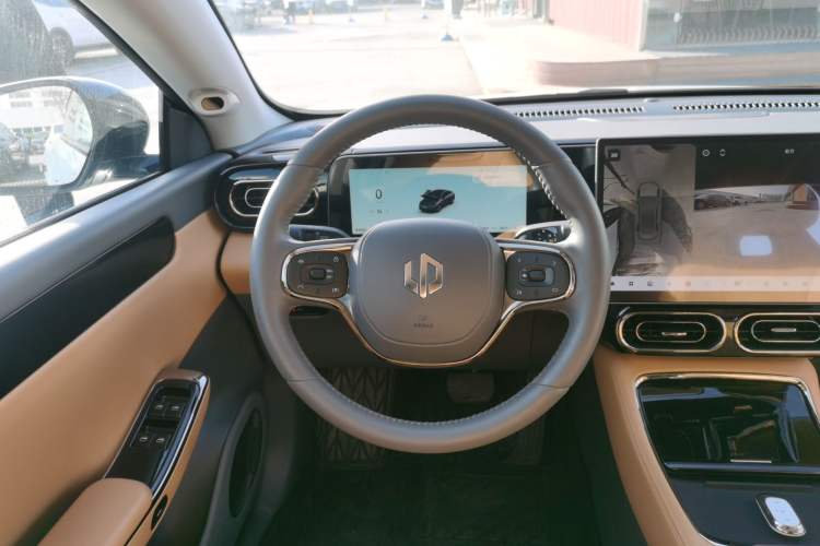 Used Leapmotor C01 2024 Range-Extended 316 Deluxe Edition
