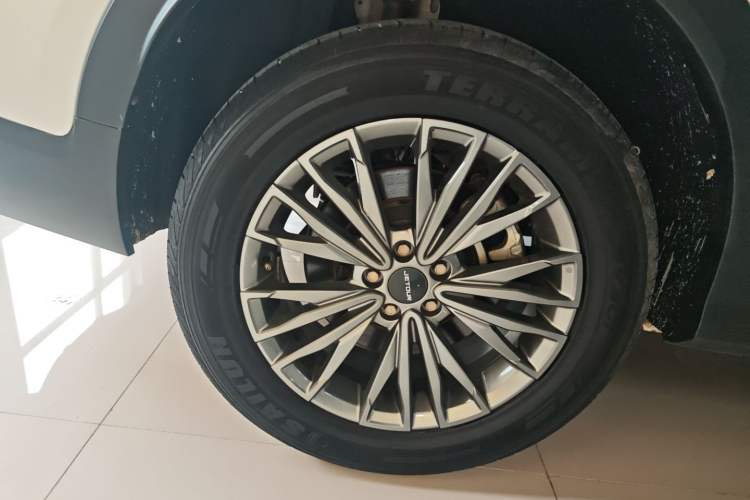 Used JETOUR X70 2023 1.5T DCT Beyond PRO+ Edition 5-Seater
