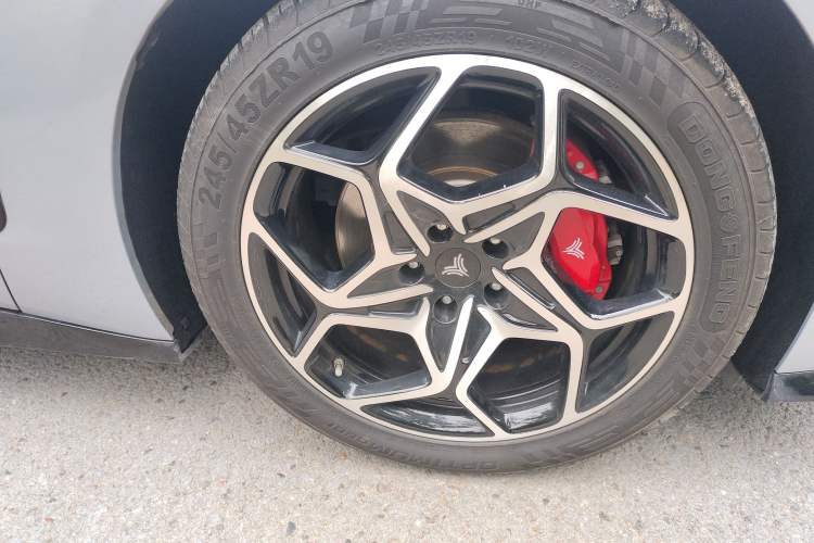 Used NETA GT 2023 580 AWD Right Front Wheel Hub