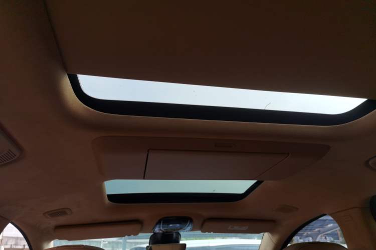 Used VOYAH Dream 2025 PHEV Four-Wheel-Drive Flagship Kunpeng Edition