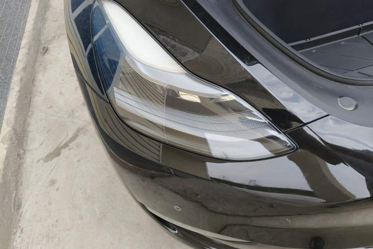 Used Tesla Model Y 2023 High-Performance All-Wheel-Drive Version Right Front Headlight