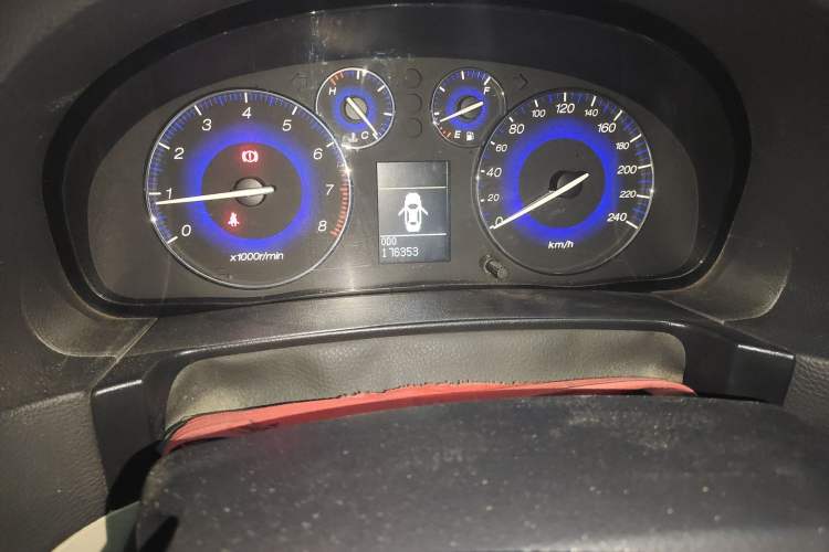 Used GAC Trumpchi GA5 2011 2.0L Manual Elite Edition Odometer Close Up