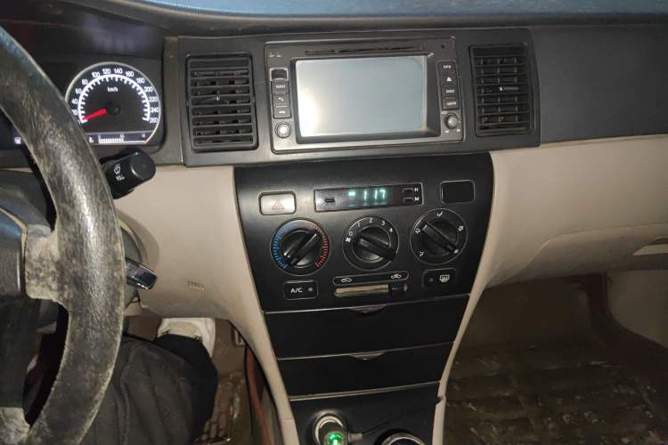 Used Geely Auto Vision 2012 1.5L CVVT Standard Edition
