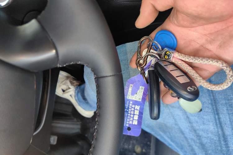 Used Infiniti Q70 2013 Q70L 2.5L Elegance Edition
