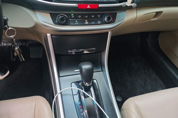 Used Honda Accord 2015 2.0L LX Comfort Edition