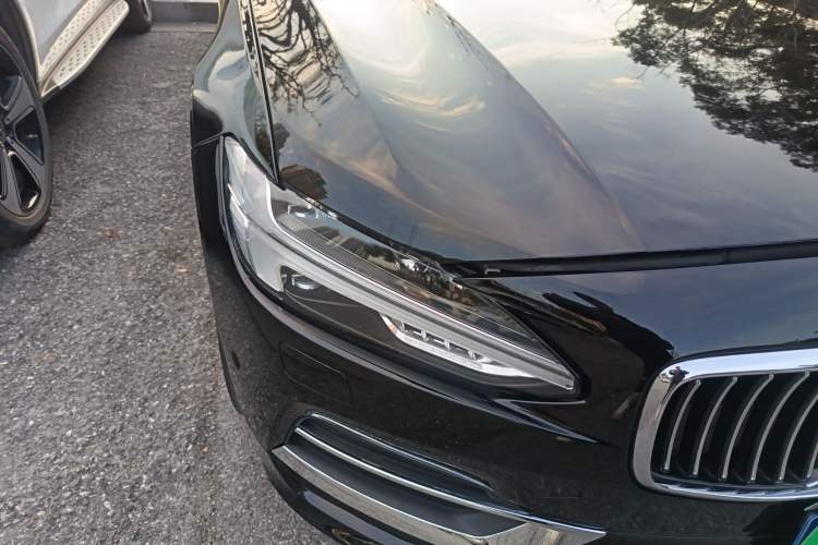 Used Volvo S90 2018 T5 Prestige Edition Right Front Headlight