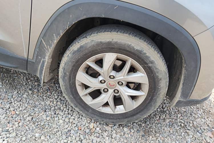 Used Wuling Hongguang S3 2018 1.5T Manual Comfort Model China V Standard Right Front Wheel Hub