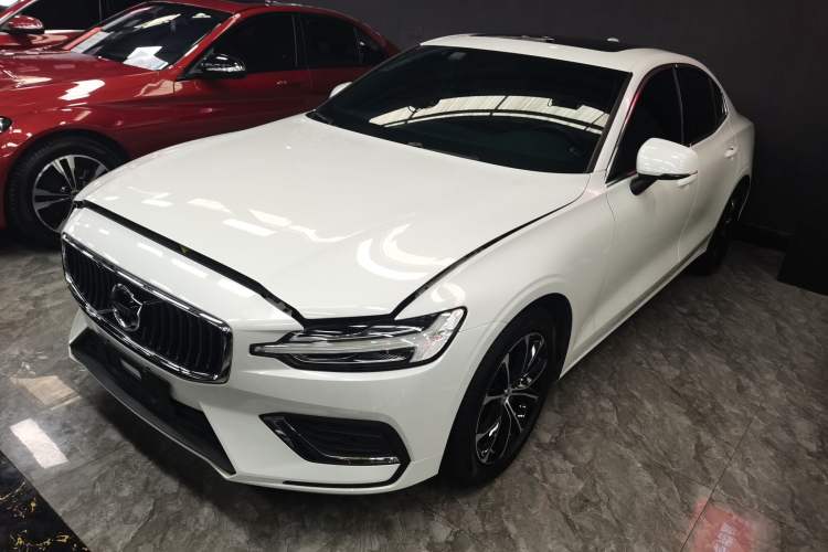 Used Volvo S60 2022 B4 Zhiyi Luxury Edition
