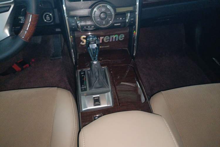 Used Toyota Reiz 2013 2.5V Shangrui Edition Gear Lever