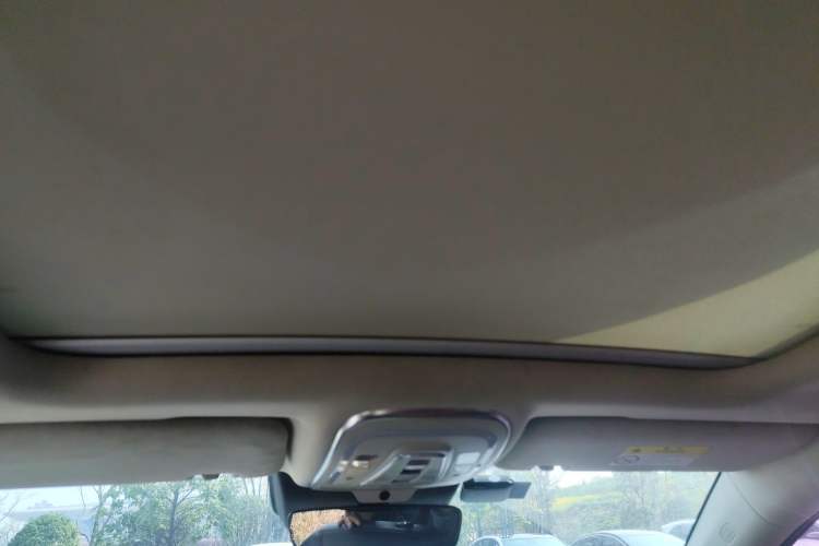 Used BYD Tang 2018 2.0T Automatic SmartConnect Prestige 7-Seater China V Standard