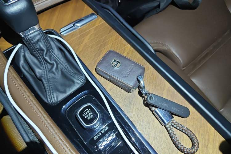 Used Volvo S90 2020 Facelift T5 Smart & Luxurious Edition Vehicle Key