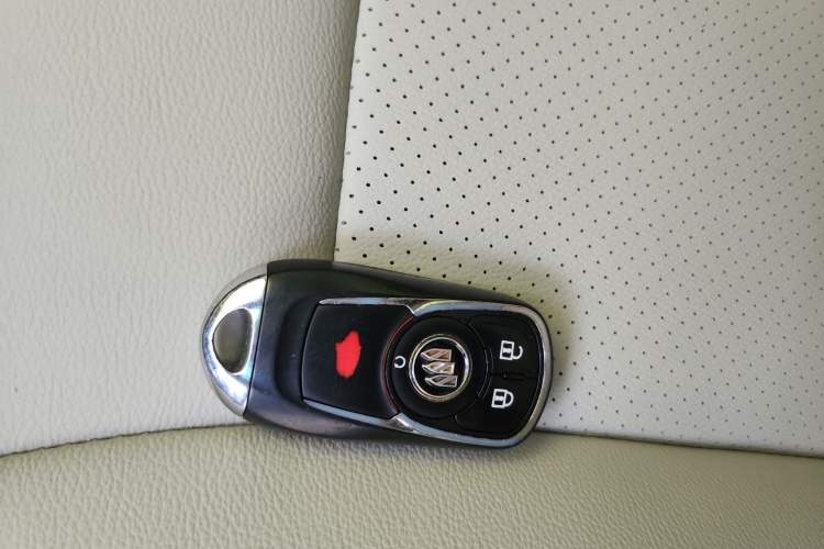 Used Buick GL8 2021 Land Cruiser Executive Class 652T Comfort Model