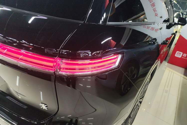 Used Nio ES8 2026 Model 6-seat Executive Luxury Edition
