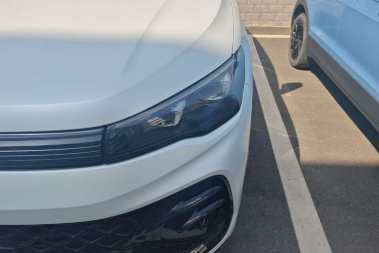 Used Volkswagen Tiguan L 2024 PRO 380TSI Four-Wheel Drive R-Line Prestige Edition Left Front Headlight