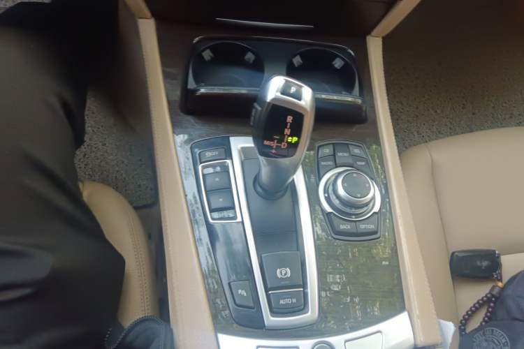 Used BMW 7 Series 2009 740Li Leading Model Gear Lever