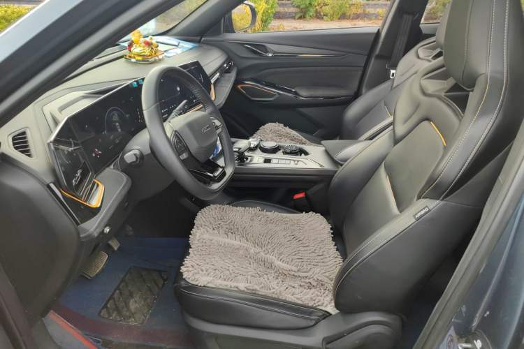 Used CHANGAN OSHAN X5 PLUS 2023 1.5T DCT Excellence Edition
