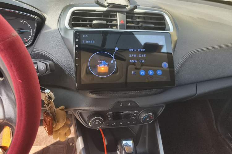 Used Ford Escort 2015 1.5L Automatic Fashion Model Audio And AC Panel