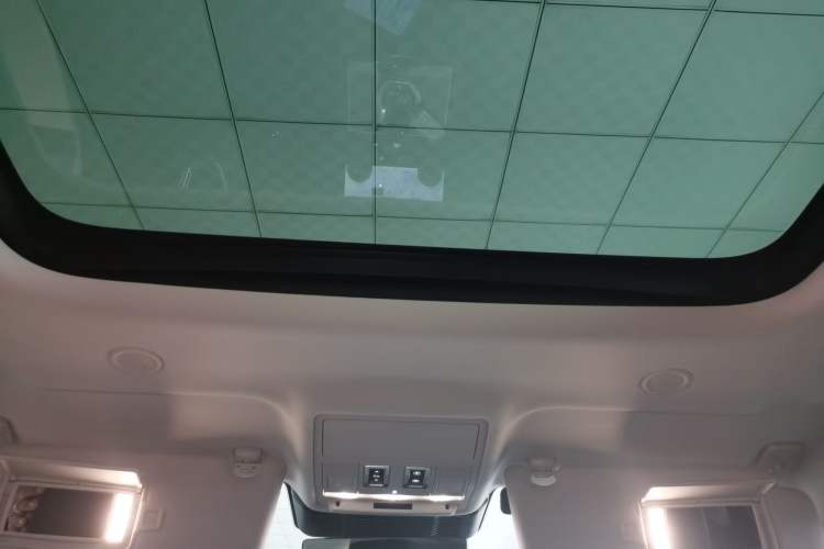 Used Land Rover Range Evoque 2022 Facelifted Aurora L 249 PS R-Dynamic Luxury Edition
