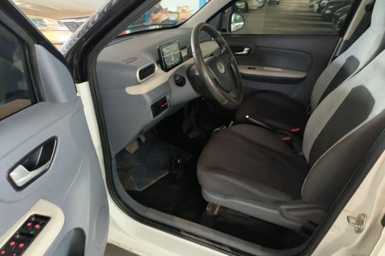 Used Xiaohu EV 2021 FOR-Four Guai Guai Hu Three-Cell Lithium
