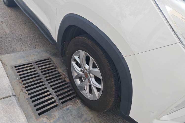 Used Wuling Hongguang S3 2018 1.5L Manual Luxury Model China V Standard Right Front Wheel Hub