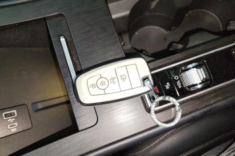 Used Lincoln Corsair 2023 2.0T All-Wheel-Drive Prestige Version Vehicle Key