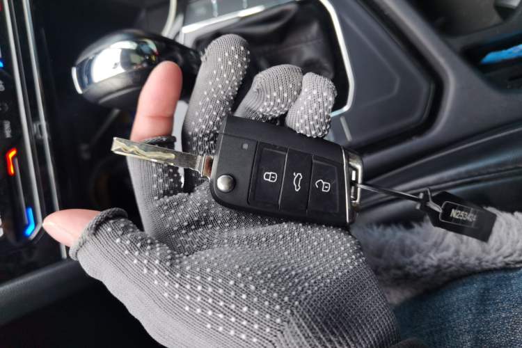 Used Volkswagen Tharu 2021 280TSI Two-Wheel-Drive Luxury Edition Vehicle Key