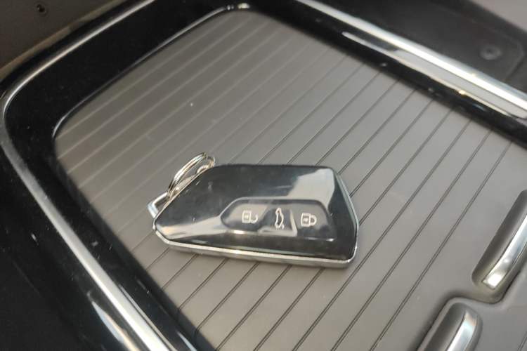 Used Volkswagen ID.4 X 2021 Pro Smart Long-Range Edition