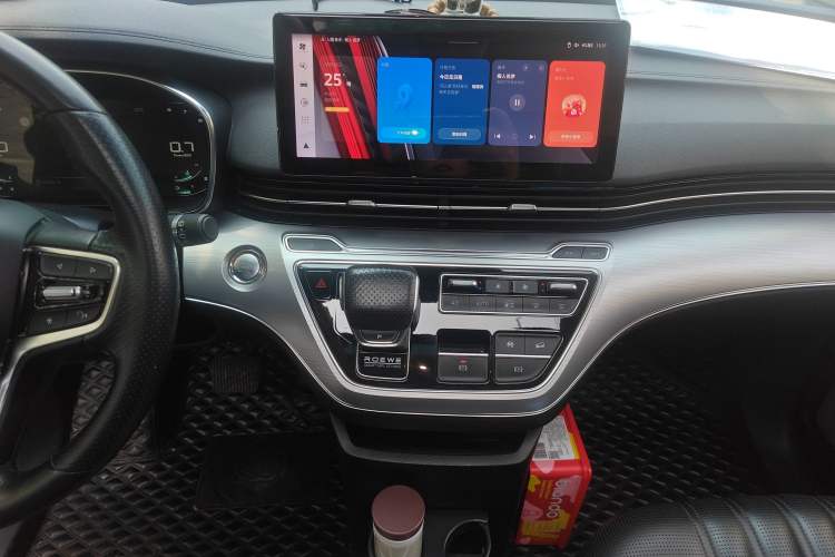 Used Roewe iMAX8 2021 400TGI Supreme Series Prestige Edition
